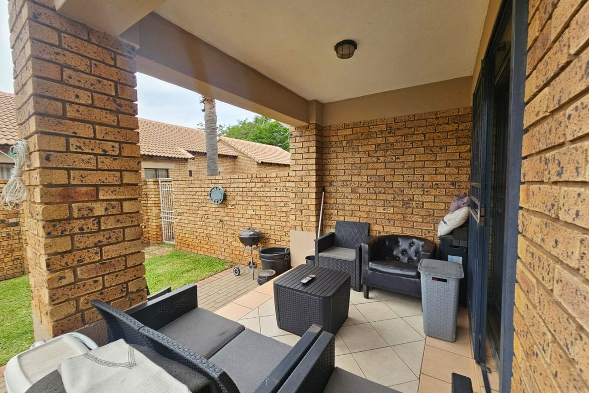 A Lovely 2 Bed 1 Bath ground floor unit for rent in Monavoni - Photo 5