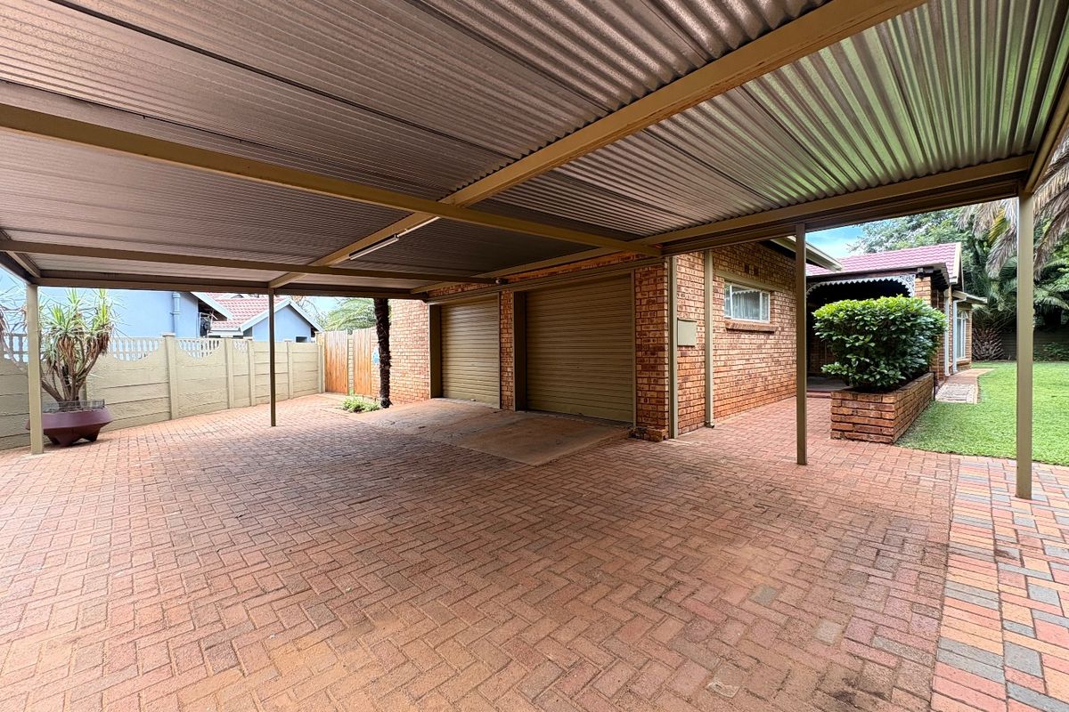 Charming 3 Bedroom Family Home in Doringkruin. Low Maintenance & Move-In Ready - Photo 4