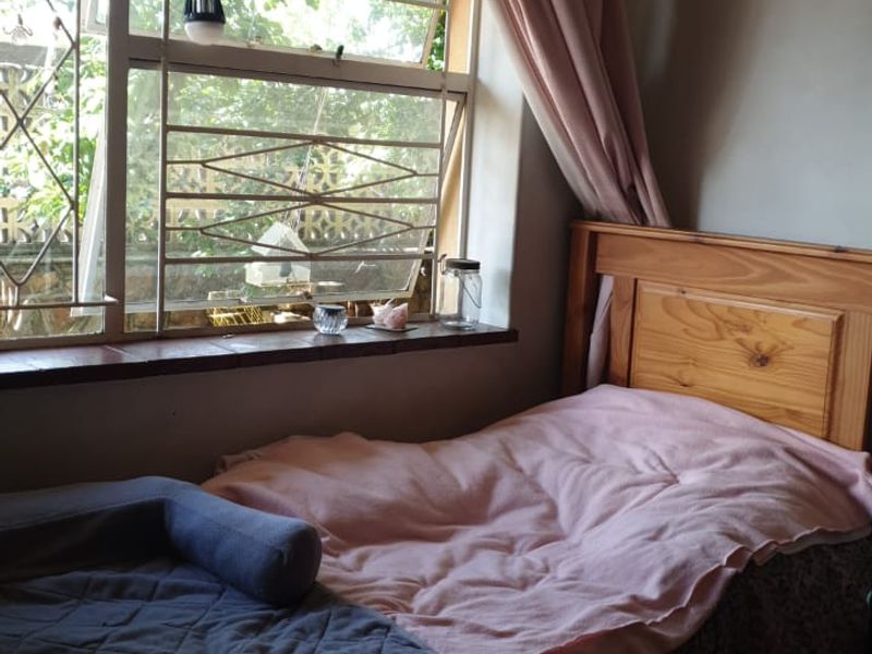 Stunning 3-Bedroom Home for Sale in Kensington - Photo 9