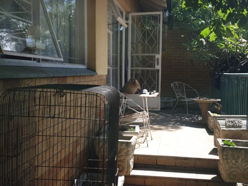 Stunning 3-Bedroom Home for Sale in Kensington - Photo 4