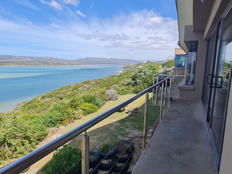 Coastal Masterpiece With Unrivalled Estuary & Bay Views - Photo 3