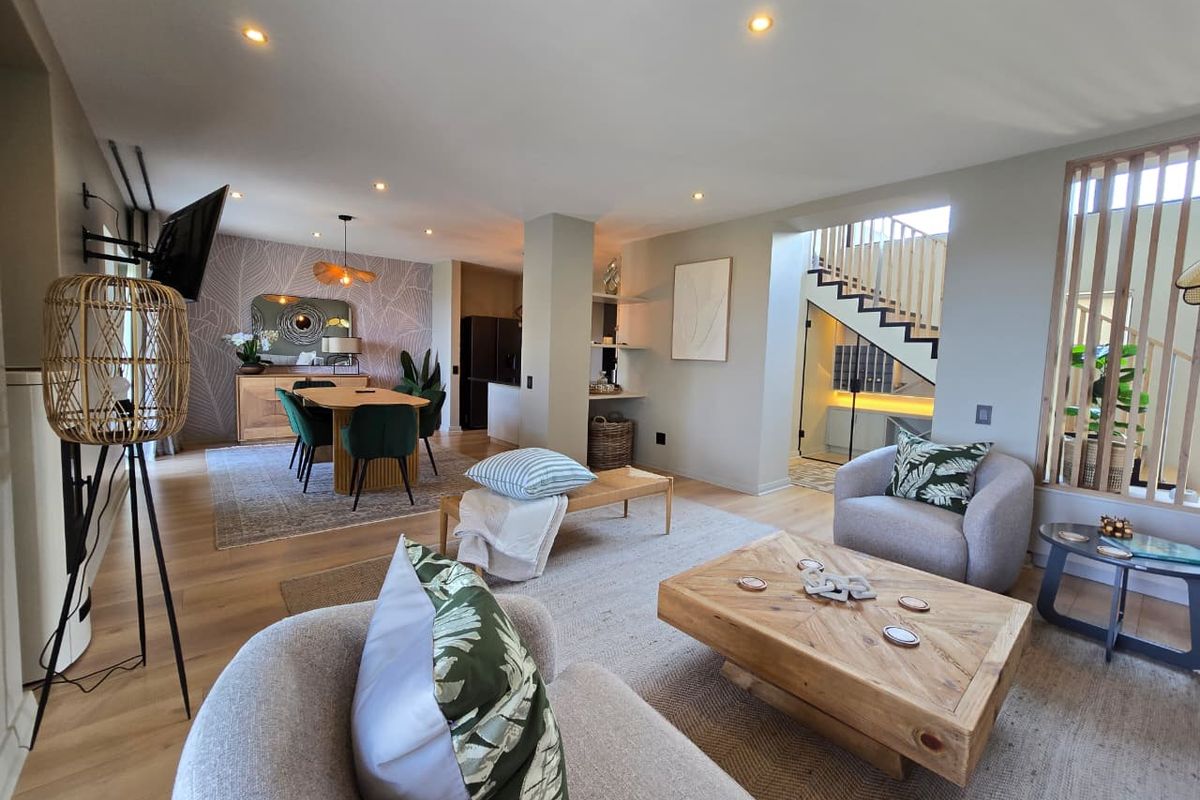 EXCLUSIVE EXECUTIVE DUPLEX TO RENT – OUBAAI GOLF ESTATE - Photo 4