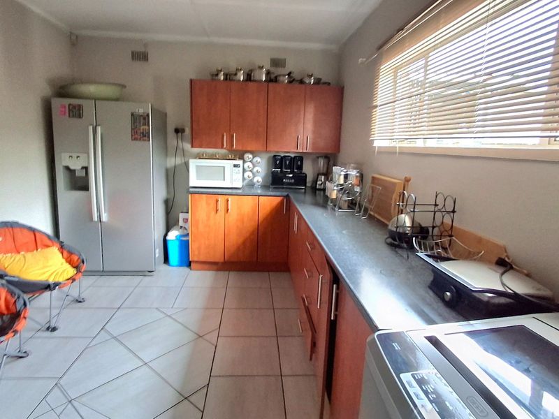 Family Home – Perfect for First-Time Buyers or Savvy Investors - Photo 3