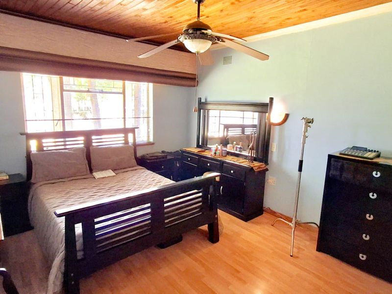 Sasolburg 3-Bedroom House for Sale Near High School, College, and Town - Photo 9