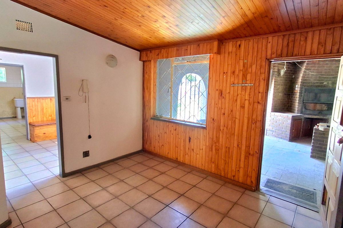 3-Bedroom Home for Sale in Sasolburg — Close to High School, Primary School, and Walking Distance to Grootfontein Mall - Photo 3