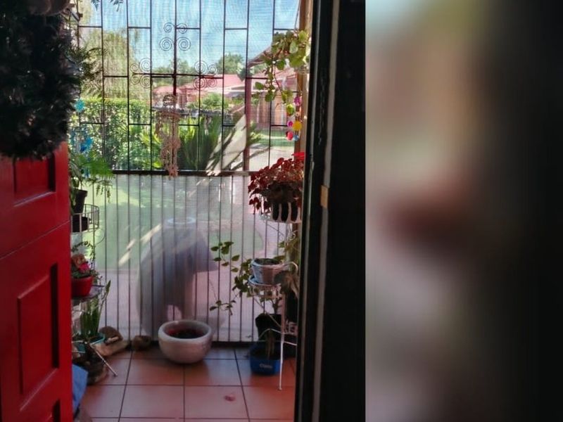 Neat 3-Bedroom Unit in a Secure Complex – Vanderbijlpark CE2 - Photo 8