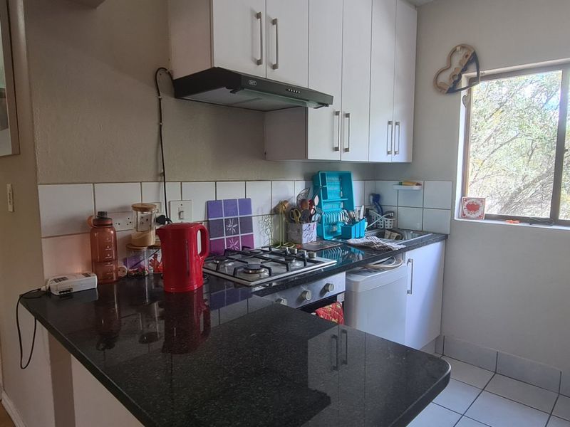 2 bed 1 bath apartment for sale in Jukskei Park - Photo 4