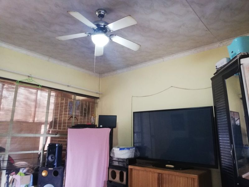 1-Bedroom Investment Property | Endless Potential | Randlespark - Photo 2