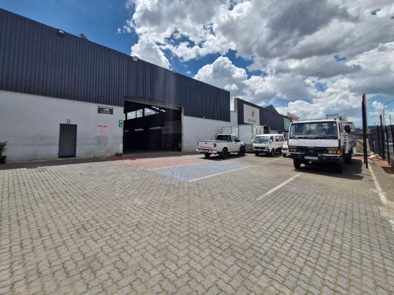 3000 SQUARE METERS INDUSTRIAL BUSINESS PROPERTY FOR RENTAL - Photo 6