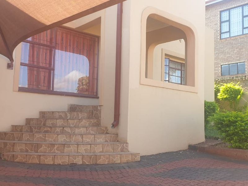 To Let Golgotha Thohoyandou C, 3 bedroom - Photo 2