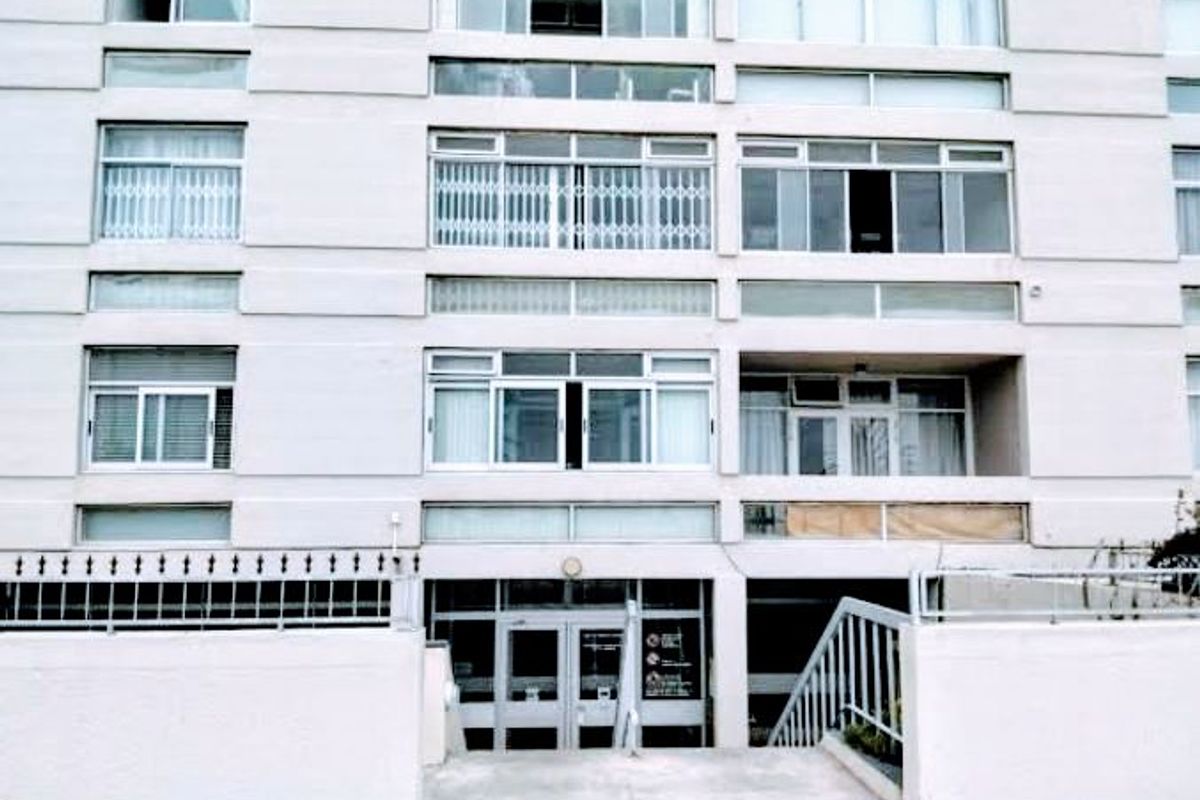 EPITOMISING CLASSIC ELEGANCE!!!  BRILLIANT BUY  - Photo 2