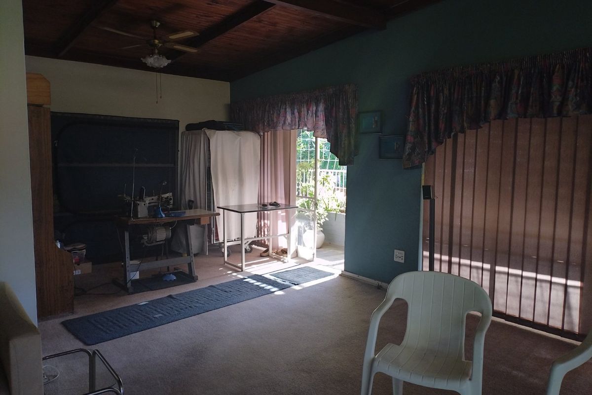 3 Bedroom House for Sale in Selcourt - Photo 5