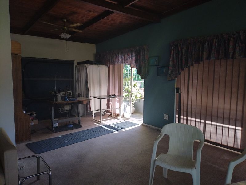 3 Bedroom House for Sale in Selcourt - Photo 5