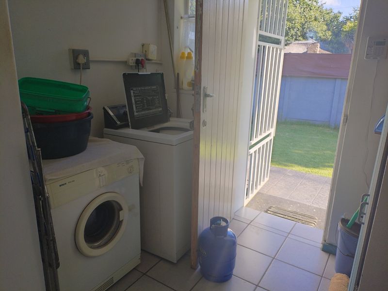 3 Bedroom House for Sale in Selcourt - Photo 9