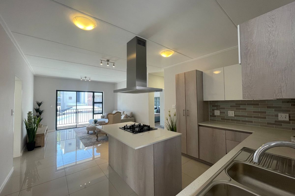 2 Bed | Pool + Clubhouse | Gas Stove | Secure Complex | 1st Floor - Photo 4