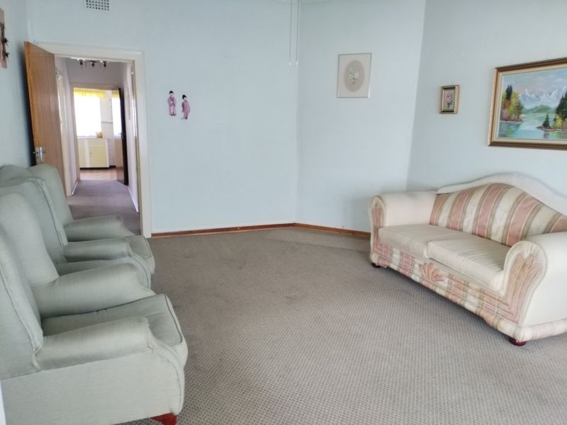 3 Bedroom House for Sale in Strubenvale  - Photo 4