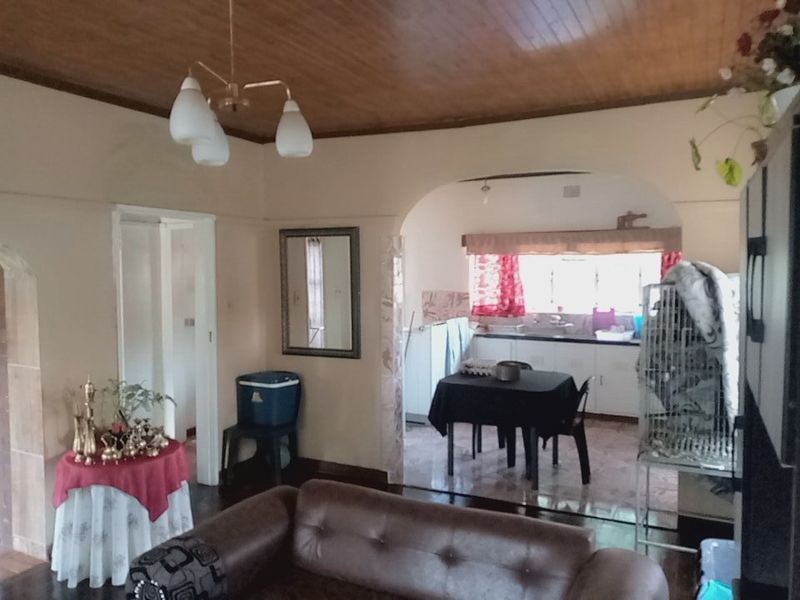 Charming 3-Bedroom Home in Vierfontein South – R425,000 - Photo 3