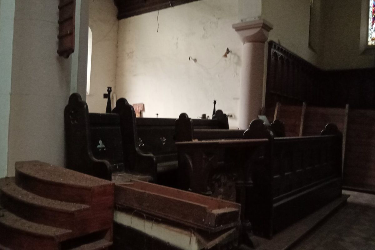 Architectural and Historical CHURCH Building For sale. Priced to sell. - Photo 4