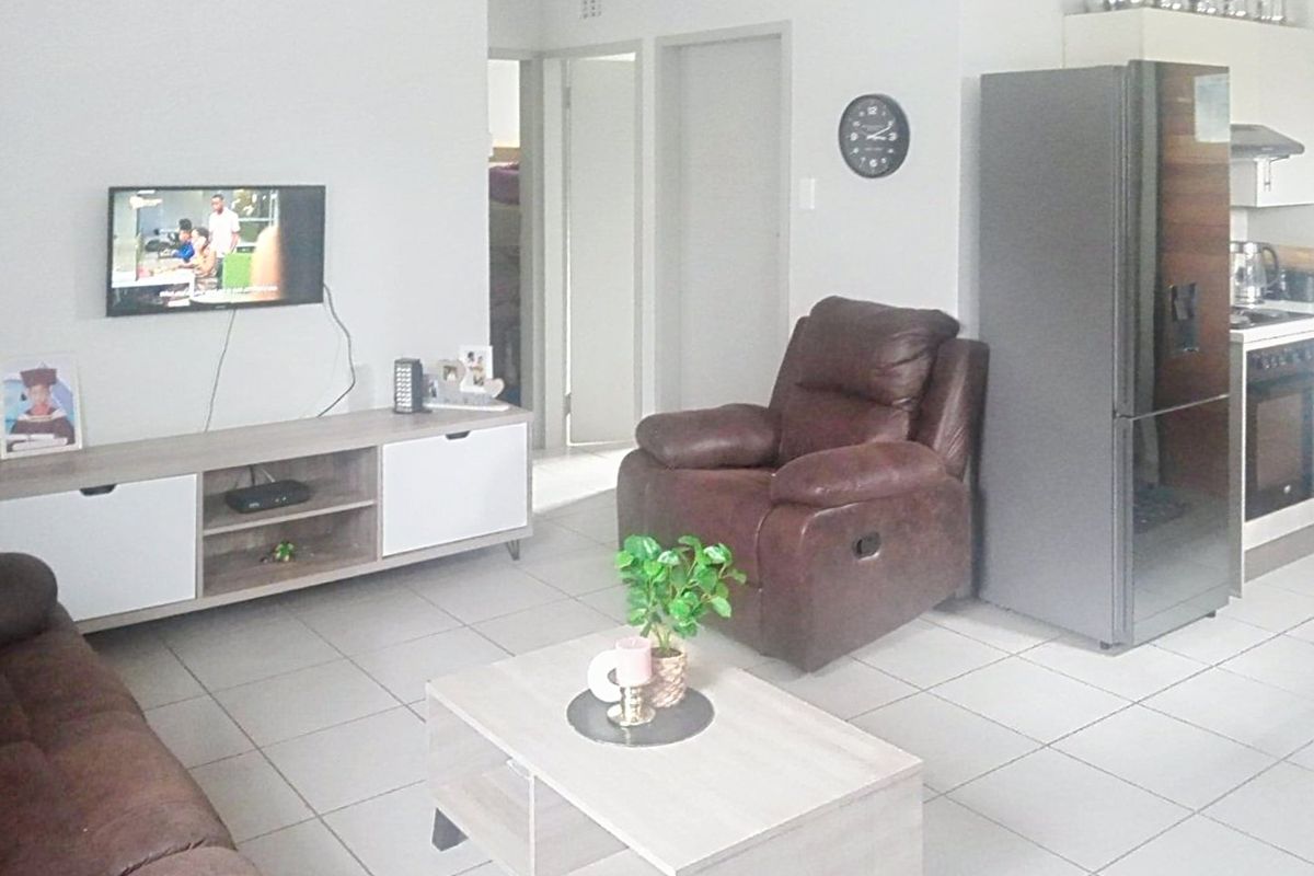 2 Bedroom House for Sale in Protea Glen - Photo 4