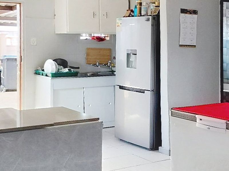 3 Bedroom House for Sale in Marlboro Gardens - Photo 4