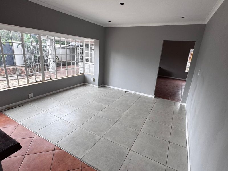 2 Bedroom 1 Bathroom very Big Apartment Wierdapark!! - Photo 4