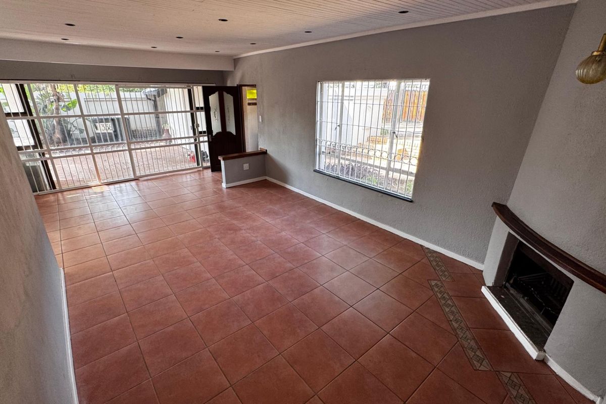 2 Bedroom 1 Bathroom very Big Apartment Wierdapark!! - Photo 2