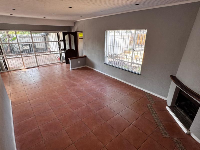 2 Bedroom 1 Bathroom very Big Apartment Wierdapark!! - Photo 2