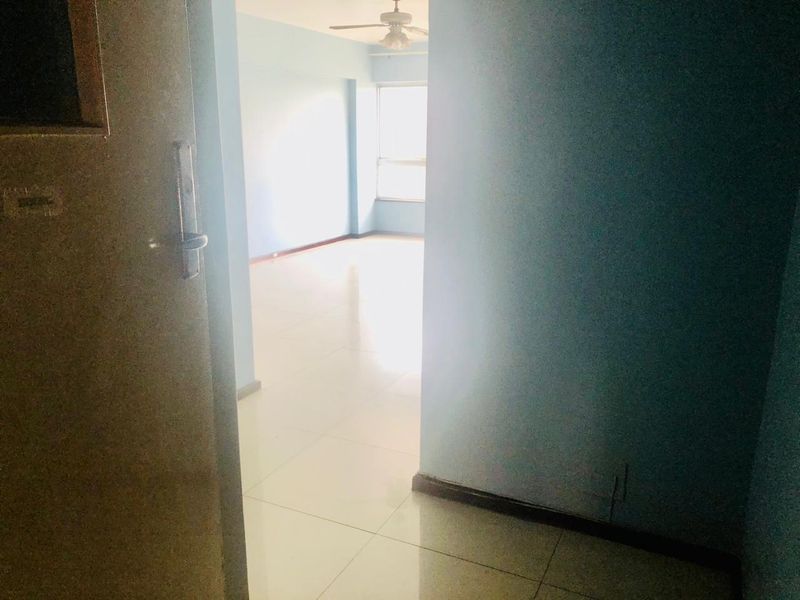 A Studio Apartment To Let In Durban Central, Durban - Photo 7