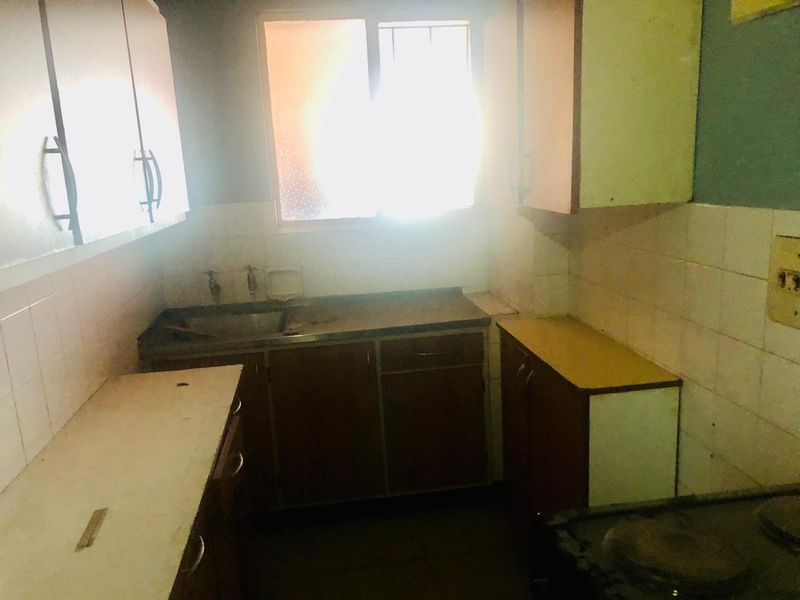 A Studio Apartment To Let In Durban Central, Durban - Photo 2