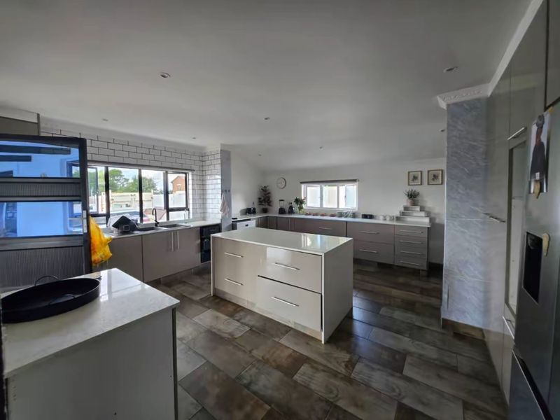 a stunning property in Ixopo is now available for sale - Photo 5