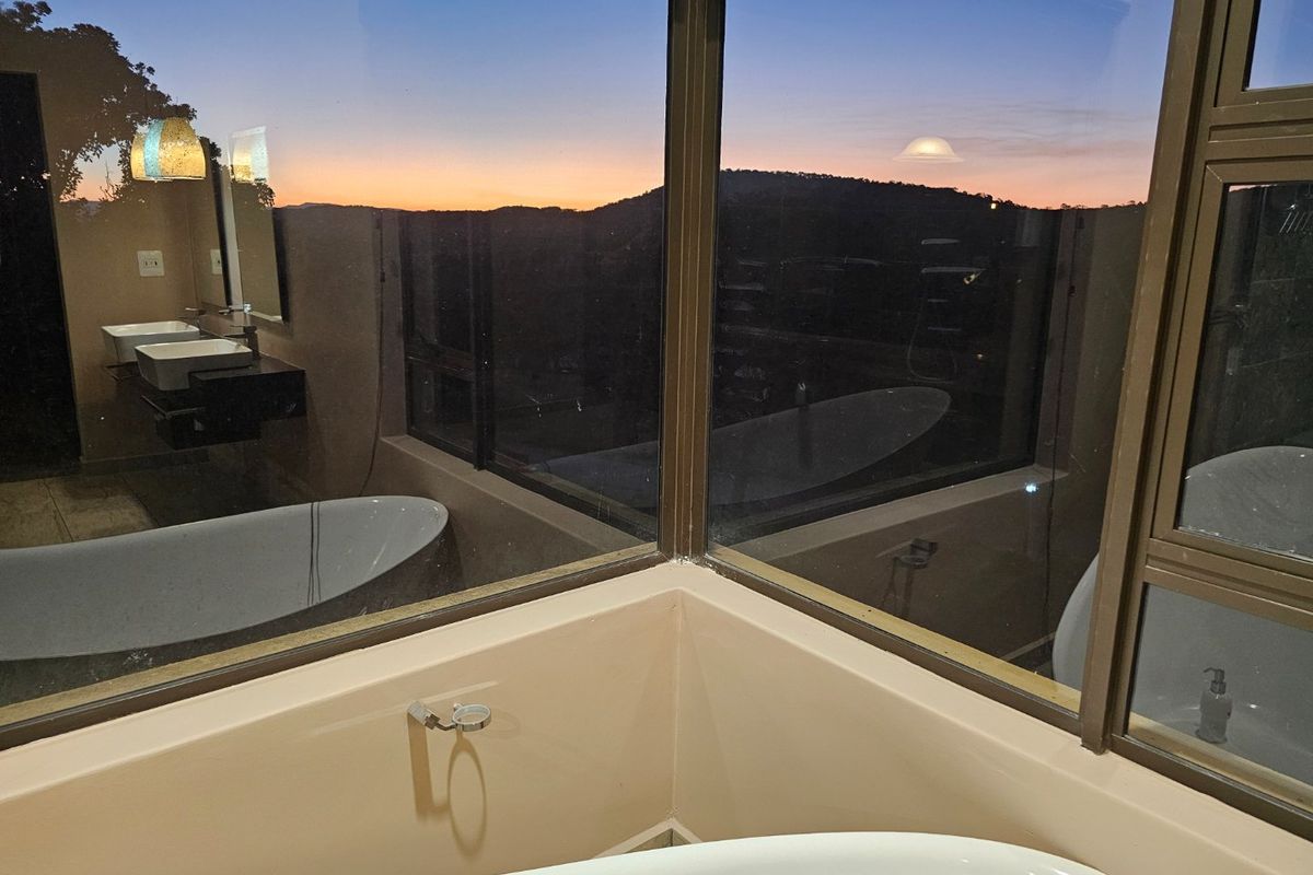 Wow, Spectacular Views, Wild Life Estate, Entertainment Home - Photo 5