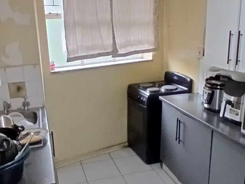 Spacious & Versatile 2-Bedroom Apartment – Muckleneuk, Pretoria - Photo 7