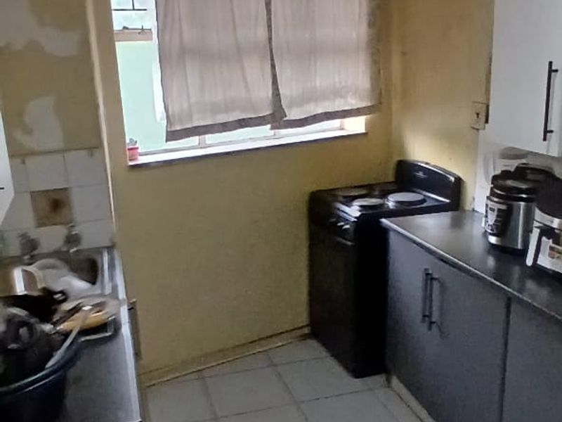 Spacious & Versatile 2-Bedroom Apartment – Muckleneuk, Pretoria - Photo 6