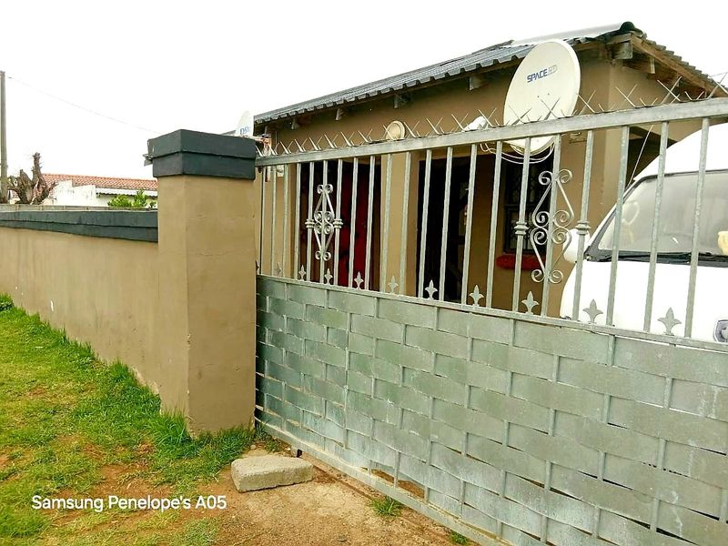 6 BEDROOM HOUSE FOR SALE  IN SCENARY PARK - Photo 4