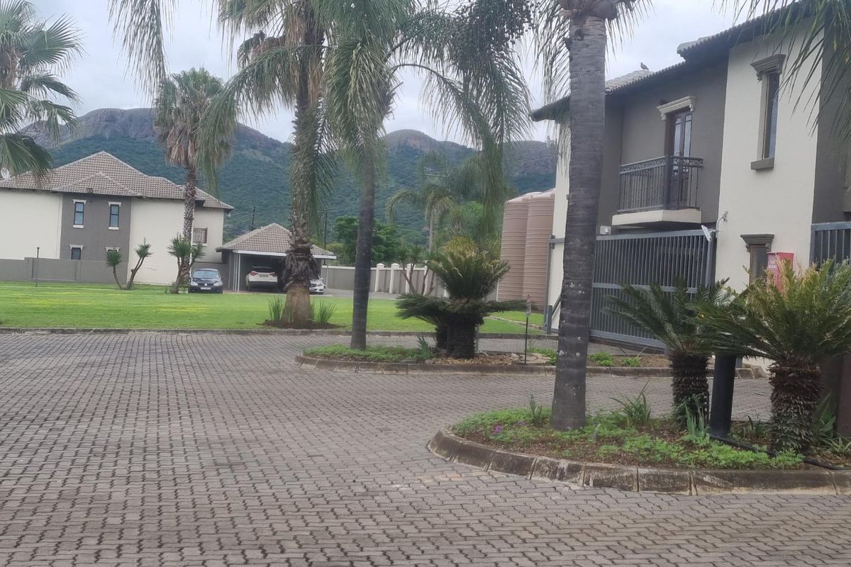 House to Rent in Melodie  - Photo 2