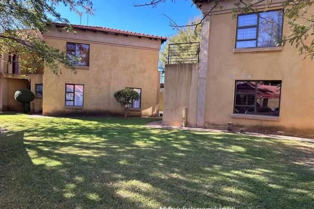 TWO BEDROOM TWO BATHROOM TOWN HOUSE AVAILABLE IN PENINA PARK POLOKWANE - Photo 4