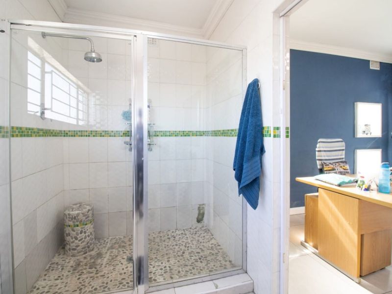 Spacious 6-Bedroom Home for Sale – Croydon - Photo 10