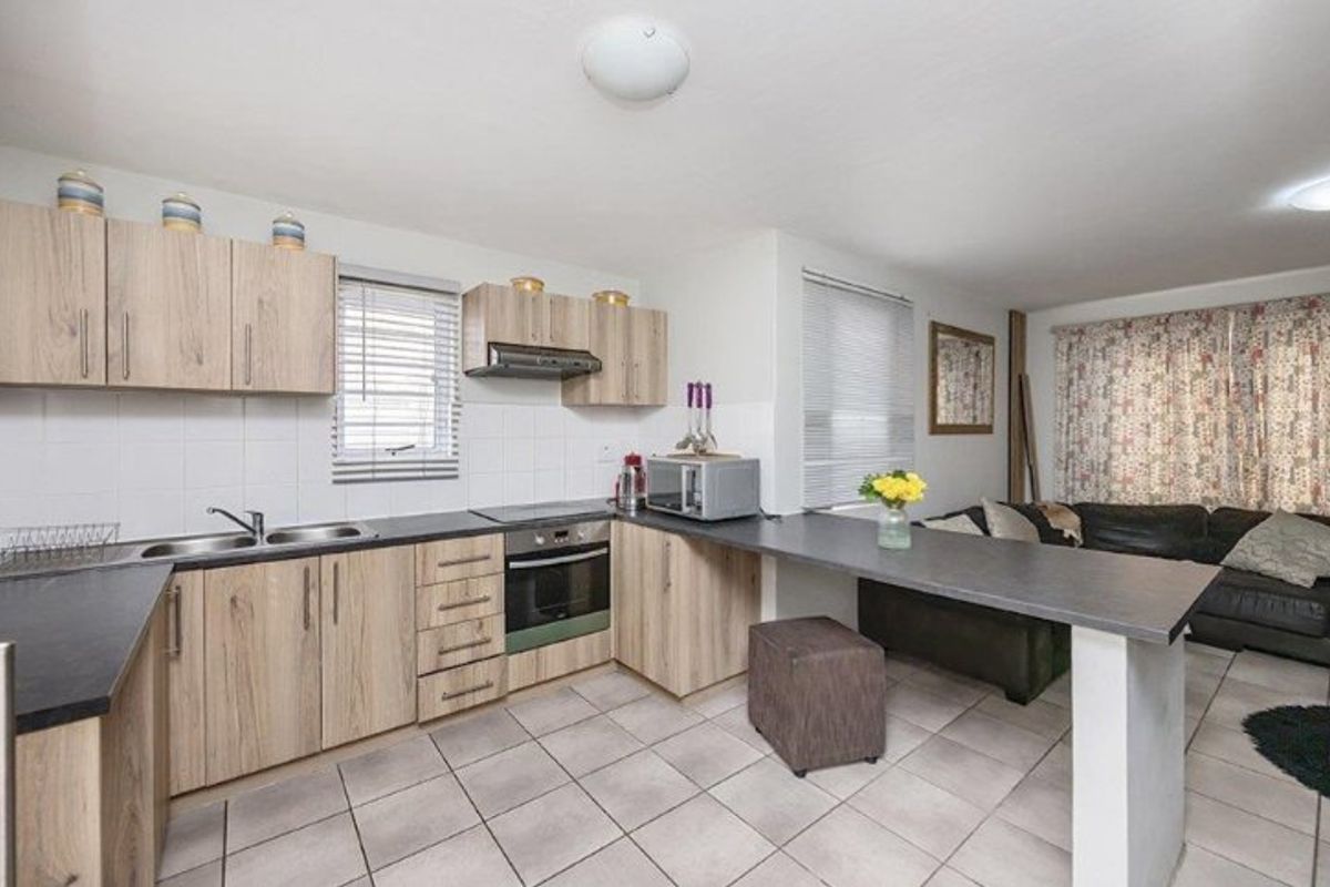 NEW DEVELOPMENT: PIONEER PARK - MODERN 3-BEDROOM HOMES - Photo 4