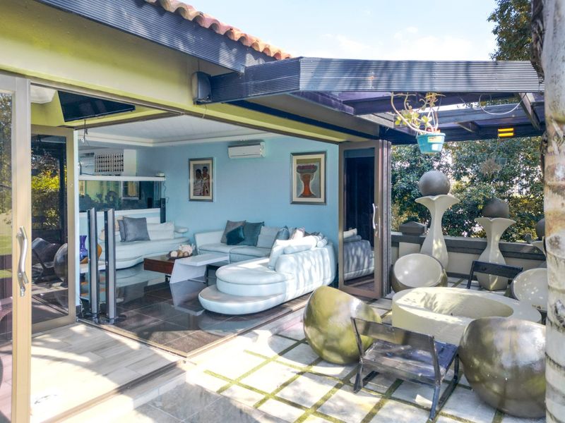 Luxury 5-Bedroom Home in Pecanwood Golf Estate – Hartbeespoort - Photo 10