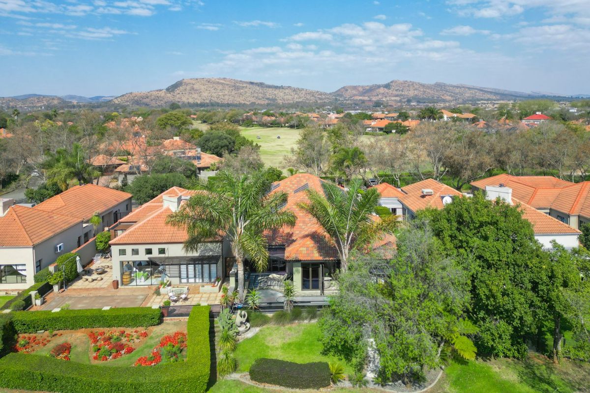 Luxury 5-Bedroom Home in Pecanwood Golf Estate – Hartbeespoort - Photo 3