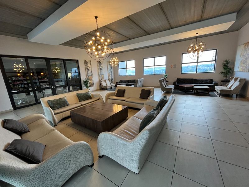 3 Bedroom with 2 Bathroom apartment available  for Sale - Photo 4