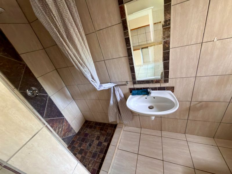 Newly renovated 4-bedroom house for sale in Orkney  - Photo 9