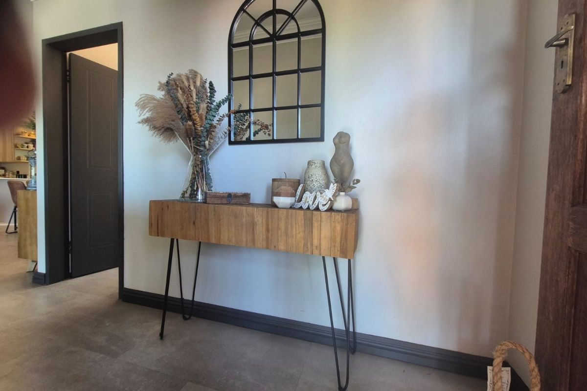 Modern Luxury Living in NEWKLOOF Estate - SOLE and EXCLUSIVE Mandate - Photo 4