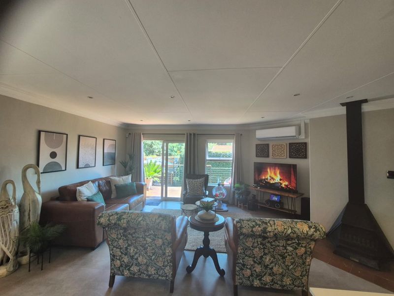 Modern Luxury Living in NEWKLOOF Estate - SOLE and EXCLUSIVE Mandate - Photo 8