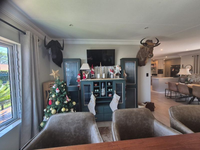 Modern Luxury Living in NEWKLOOF Estate - SOLE and EXCLUSIVE Mandate - Photo 7