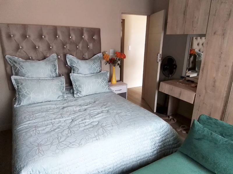 2 bed, 1 bath Ground floor unit in Roodepark Eco estate  - Photo 10
