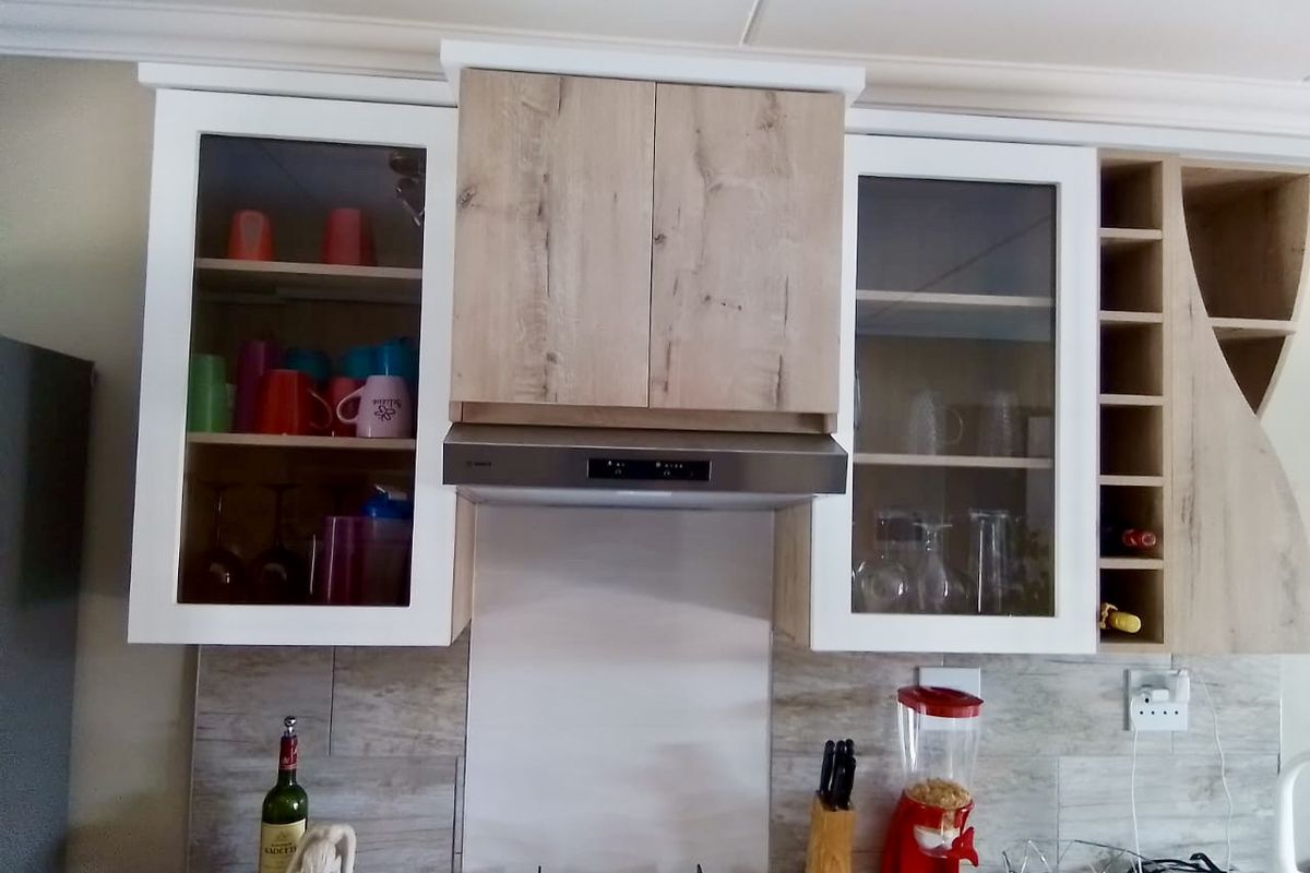 2 bedroom, 1 full bathroom Ground floor unit in Roodepark Eco estate  - Photo 4