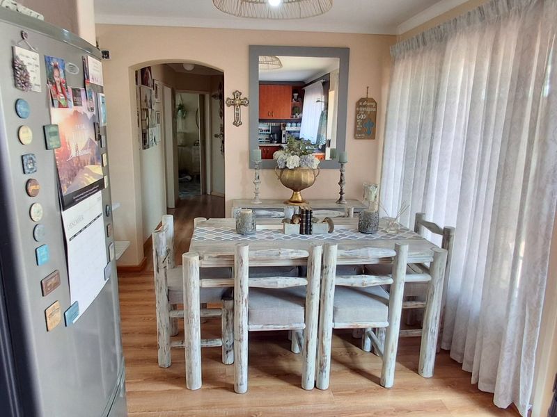 BEAUTIFUL HOUSE FOR SALE IN DOORNPOORT - Photo 7