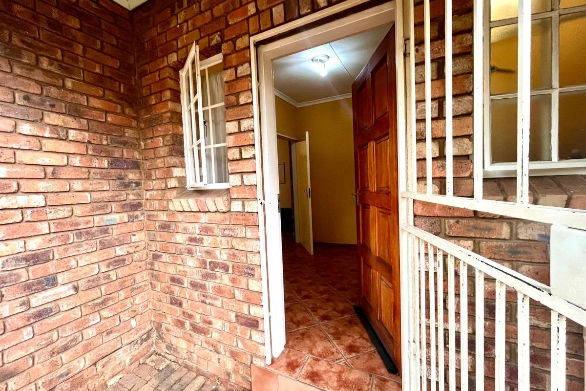 Your Perfect Family Home in the Heart of Centurion - Photo 3
