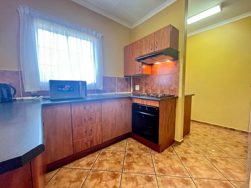 Your Perfect Family Home in the Heart of Centurion - Photo 10